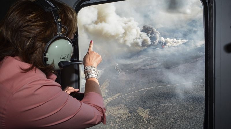 Za obří požár v Novém Mexiku může Lesní správa USA